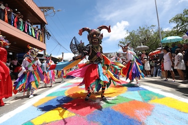 Alfombras, incienso y danzas: así se vive el Corpus Christi