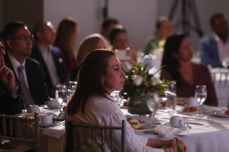 Expertos advierten que el debate sobre la CSS y el presupuesto 2025 son claves para mantener la confianza de inversionistas