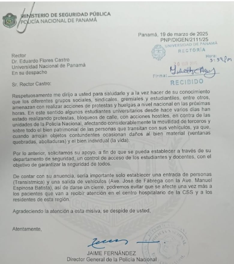 Universidad de Panamá suspende clases tras enfrentamientos entre manifestantes y antimotines