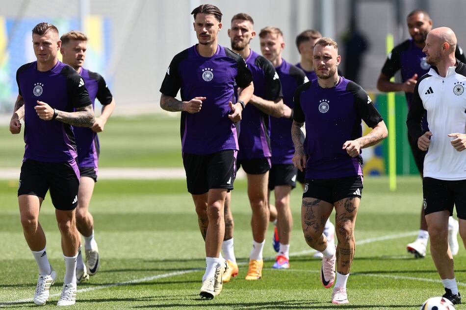 El seleccionador de Alemania: ‘me costó convencer a Kroos’