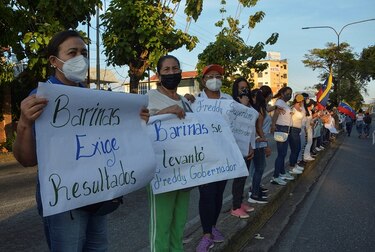Justicia de Venezuela suspende conteo de votos en Barinas, bastión chavista