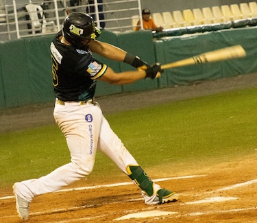 Bocas del Toro blanquea a Colón y avanza a la final del Béisbol Mayor 2026