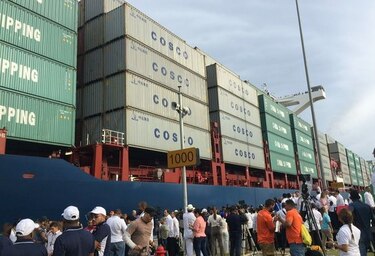 Se inicia el tránsito inaugural por el Canal ampliado