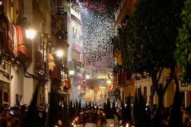 La Madrugá de Sevilla: una tradición de Jueves Santo que perdura con el paso del tiempo