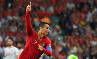 Noche mágica de Cristiano en el empate 3-3 contra España