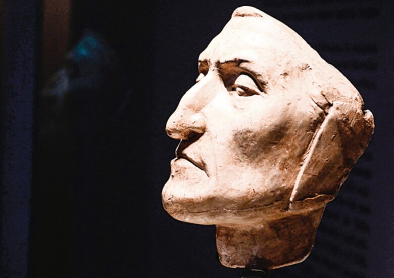 Italia debate sobre la vigencia de Dante