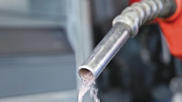 Combustibles bajarán 15 centésimos por galón