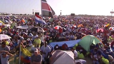 Papa Francisco celebra una misa campal, en su último día en Panamá