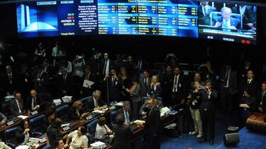 Senado brasileño juzgará a Dilma Rousseff y su mandato pende de un hilo