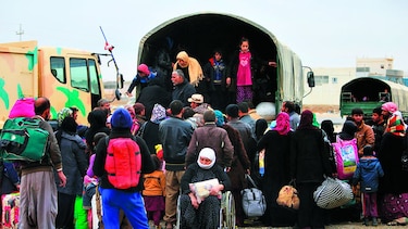 Mosul está sin agua, electricidad y víveres