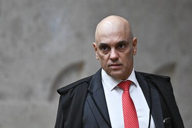 Lula afirma que levantar las sanciones a Alexandre de Moraes es una victoria para la democracia brasileña