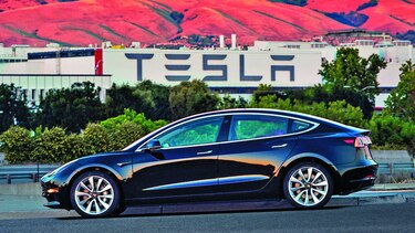 Tesla busca fondos para su Model 3