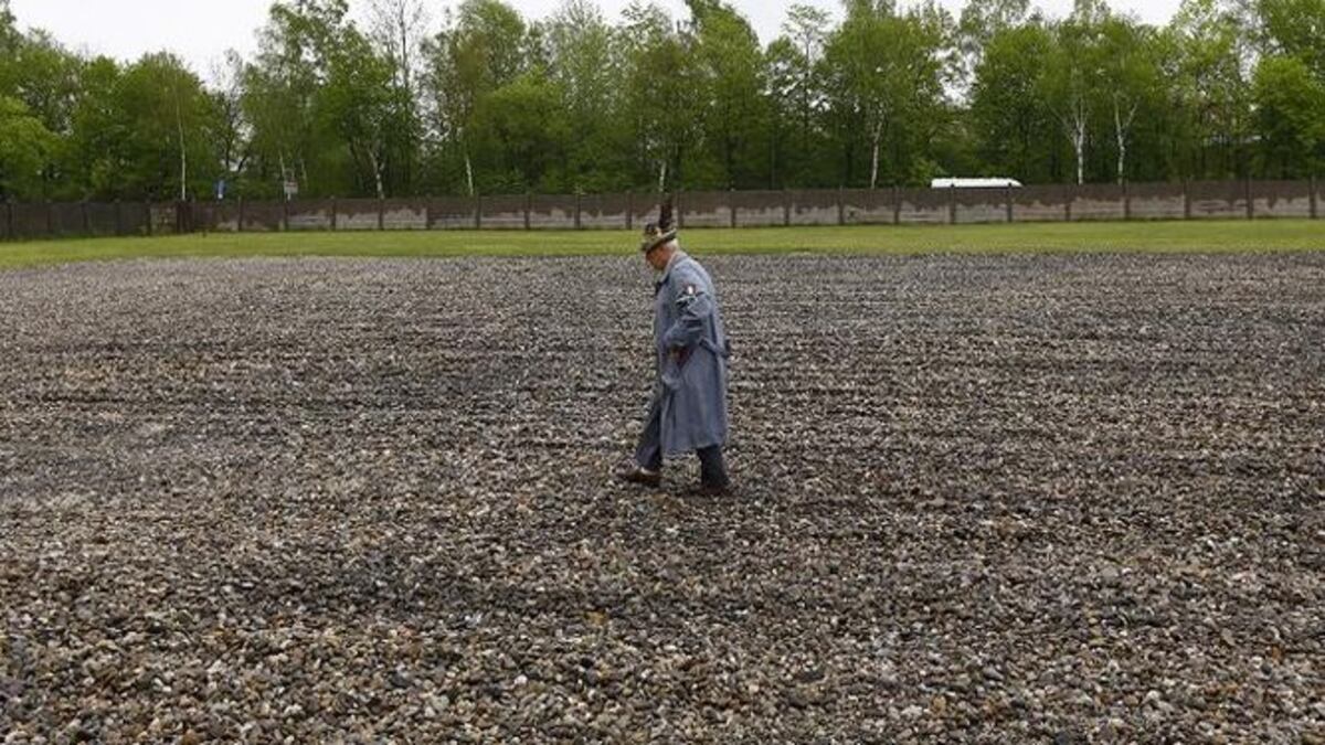 Conmemoran liberación de campo de concentración de Dachau