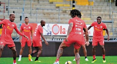Selección ya entrenó ayer en Oslo, Noruega