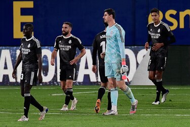 El Real Madrid sigue sin carburar y se deja dos puntos en Villarreal