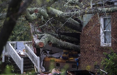 Tormenta Florence deja muerte e inundaciones a su paso