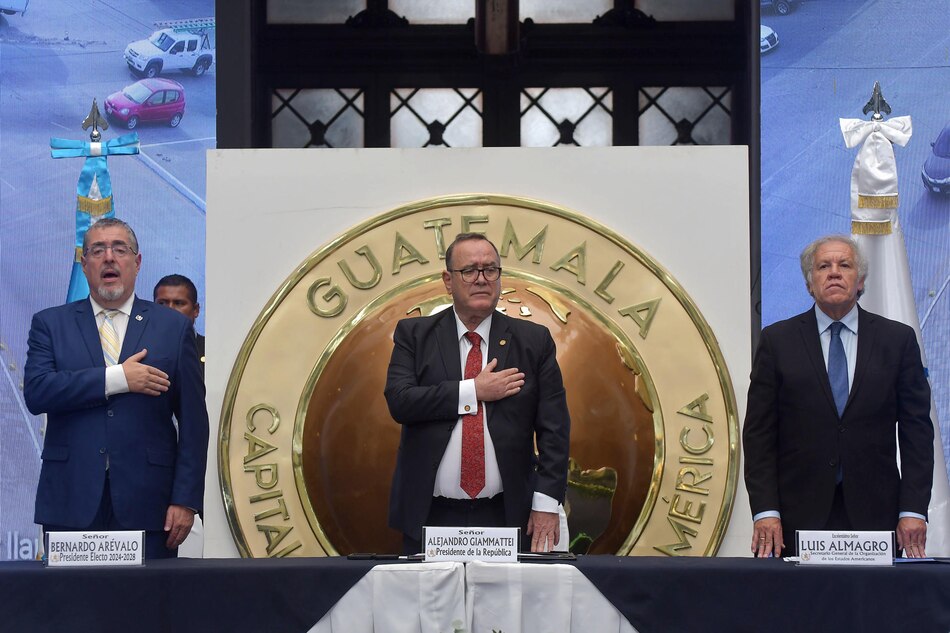 El secretario de la OEA mantiene observación sobre proceso de transición en Guatemala