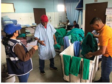 Basura, hacinamiento y equipos dañados: lo habitual en los hospitales públicos