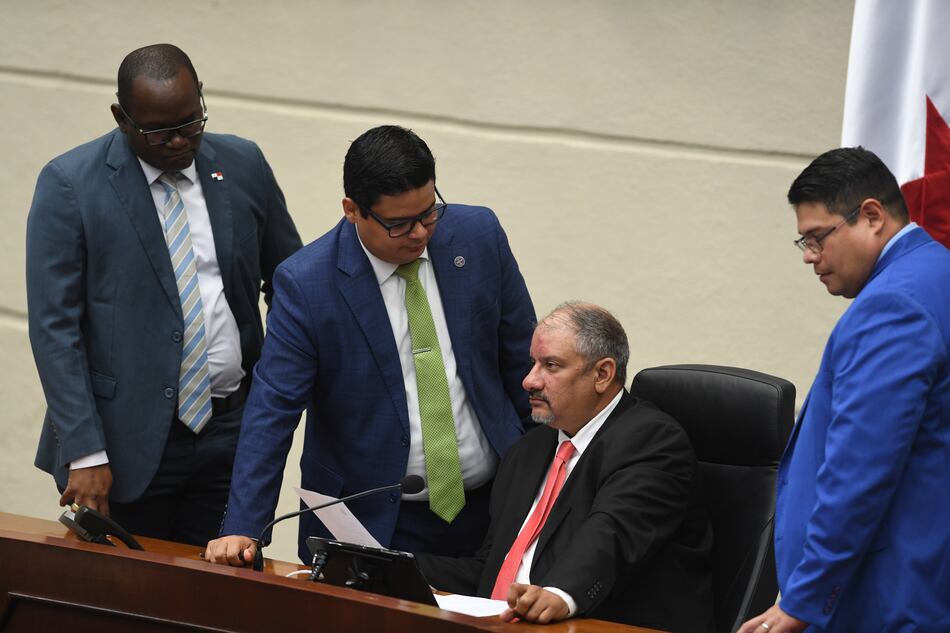 Drama por las comisiones de la Asamblea con un nuevo escenario en la mira: elección por votación