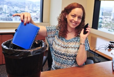 Cibermadres usan web y 'smartphone' con sus hijos