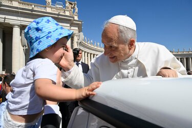 El papa destaca la ‘sed de justicia’ de pueblos ‘con condiciones inhumanas inaceptables’