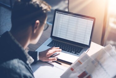 ¿Qué es la banca empresarial y por qué debe conocerla al iniciar un negocio?