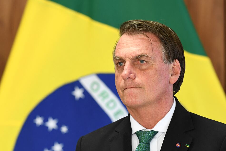 Bolsonaro se opone al regreso del carnaval brasileño en 2022