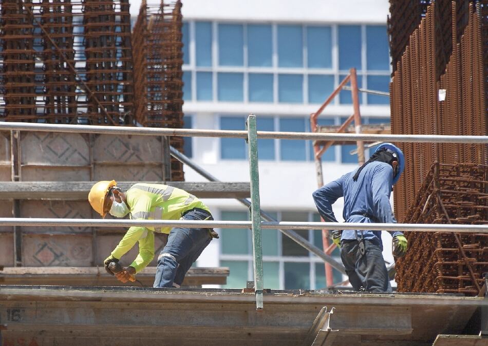 Producción acumuló caída de 17.75% hasta noviembre de 2020