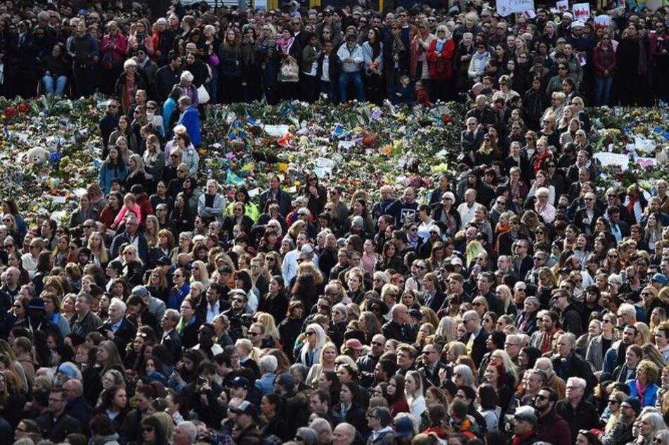 Cerca de 20 mil personas se manifiestan en Estocolmo