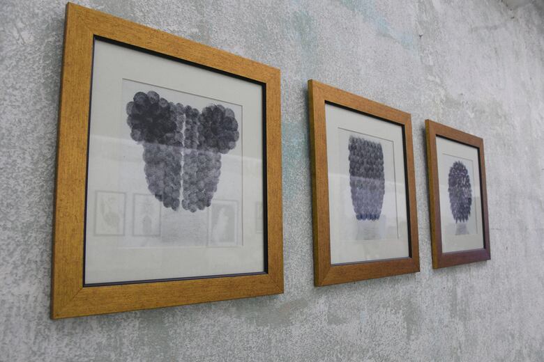 Guardar semillas en el cabello