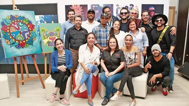 Haus presenta obras de arte inspiradas en su Serie Amistad