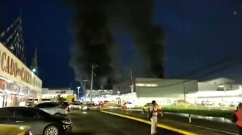 Más de 200 bomberos extinguen incendio en El Costo de Los Pueblos