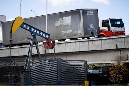 ¿Podrá Trump rescatar la industria petrolera de Venezuela del colapso de los últimos años?