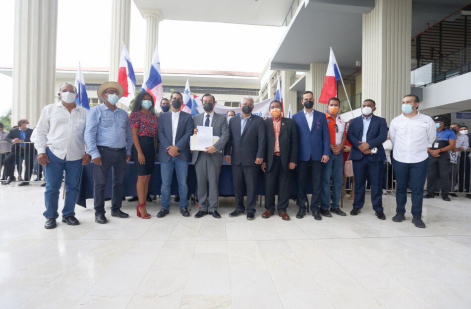 Constituyente: Firmo Por Panamá debe corregir datos