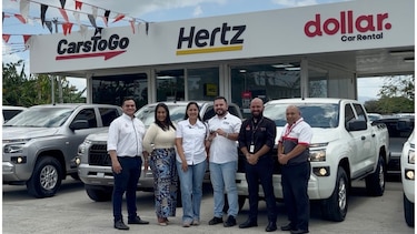 Entrega de flota Mitsubishi de Excel Panamá a Grupo Car Rental Services