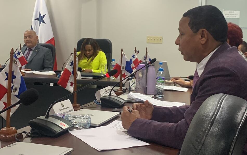 A puerta cerrada y sin transmitir la sesión, la Asamblea aprobó un reajuste de $780.2 millones al presupuesto del Estado para el 2024