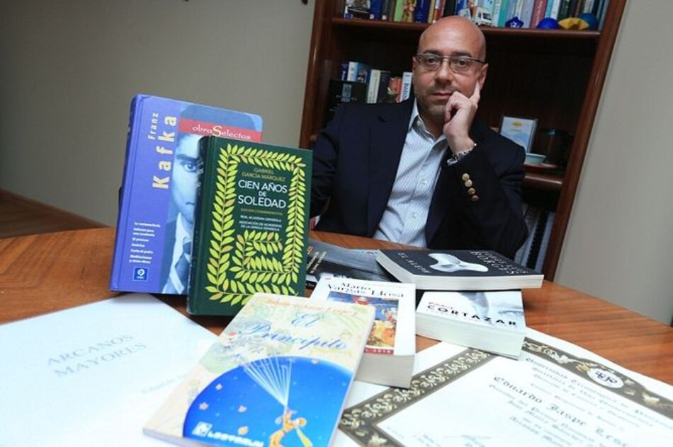 Eduardo Jaspe, un ingeniero financista con alma de cuentista