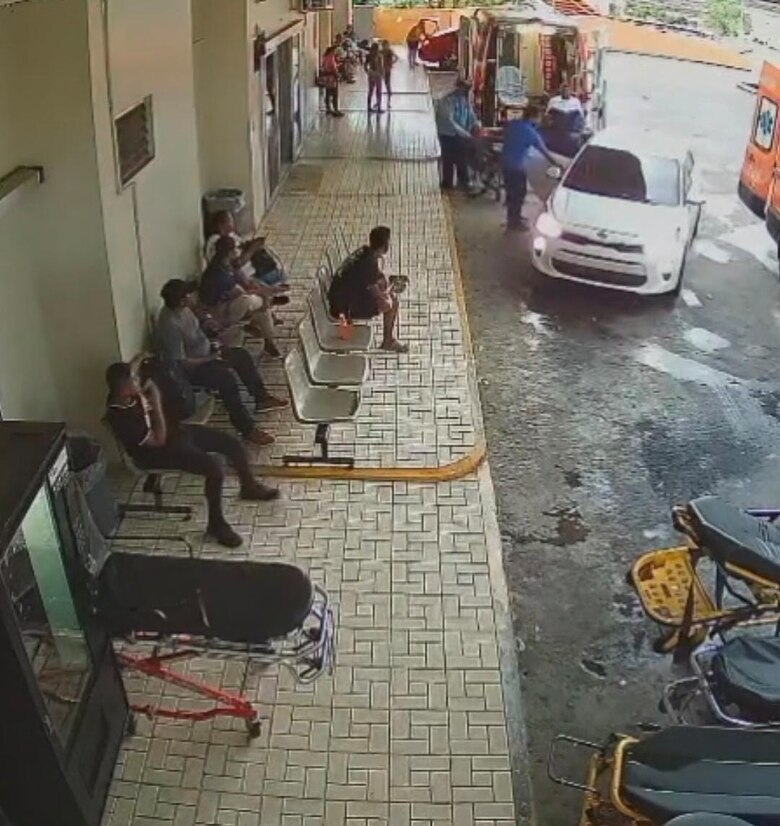 Ministro de Salud pide nueva fecha para explicar situación del Hospital Nicolás A. Solano