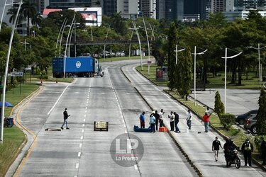 ATTT llega a un acuerdo con los taxistas; establecen nuevo plan de circulación