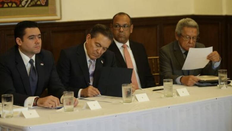 Concertación presenta paquete de reformas constitucionales al Ejecutivo; el documento será llevado este martes al Gabinete