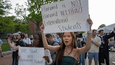 Trump restringe la entrada a Estados Unidos de estudiantes extranjeros de Harvard