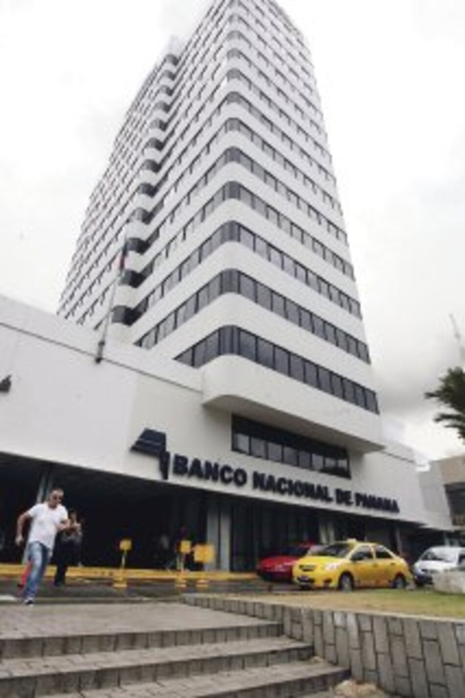 BNP quiere sistema Cobis o Datapro