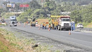 Por Carnaval, suspenderán ampliación de autopista