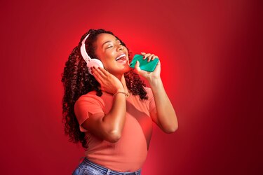 Vívelo ahora: la nueva campaña de Claro Panamá