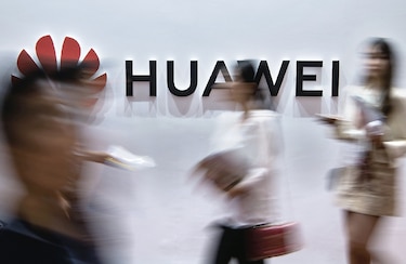 EU impide uso de subsidios a firmas chinas Huawei y ZTE