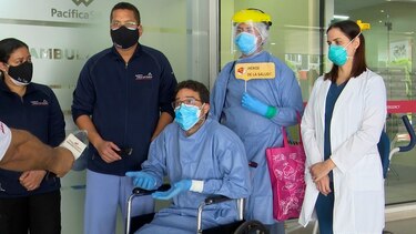 Un doctor panameño supera el coronavirus tras recibir plasma convaleciente