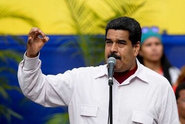 Maduro dice que Citibank cerrará cuenta de pago de Venezuela