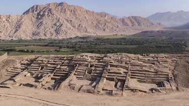 Arqueólogos peruanos desvelan una ciudad de 3,500 años que conectaba el Pacífico con los Andes y la Amazonía