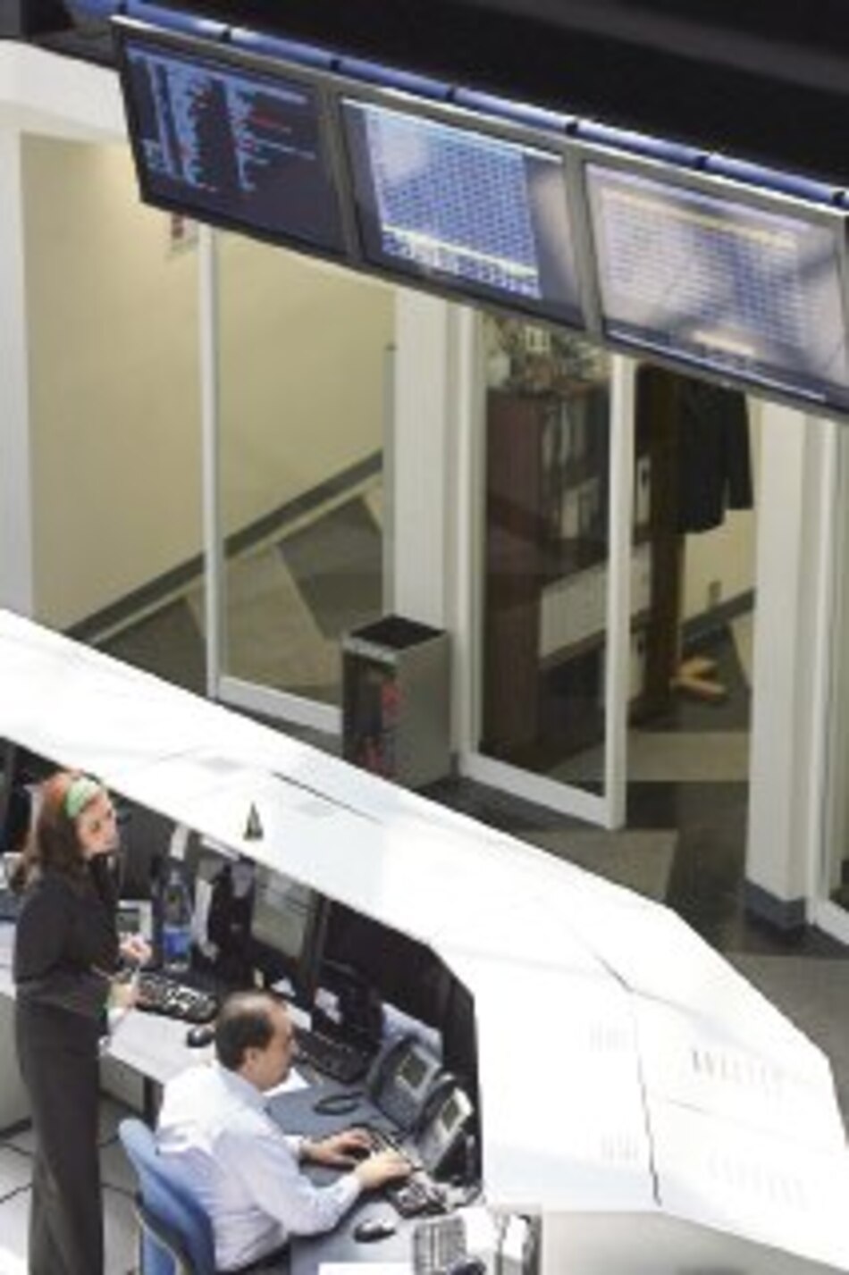 Acciones de Telmex bajan en la bolsa