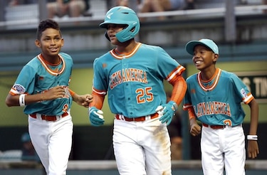 Novena panameña arranca con triunfo en Williamsport